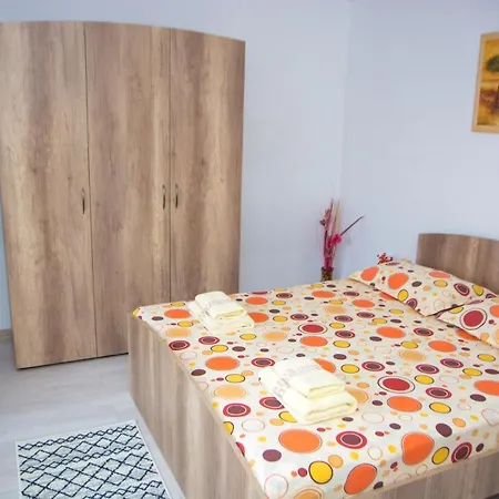 Appartement Casa Stefania 1 à Călimăneşti Extérieur photo